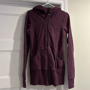 lululemon women’s sweater - size 6